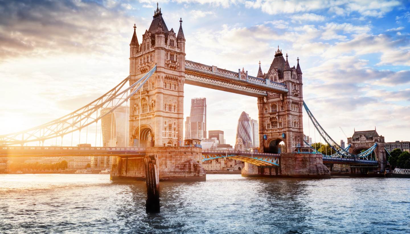 City Guides - Tower Bridge, London, England, United Kingdom